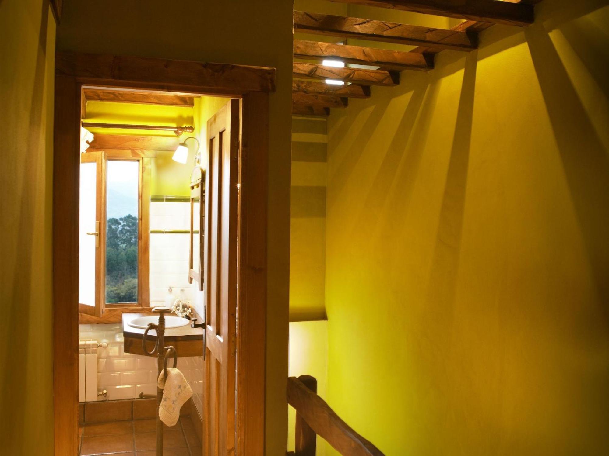 Apartamentos Rurales El Mirador De Cazanes Oda fotoğraf